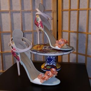 Pretty Floral Heels🌷🌺